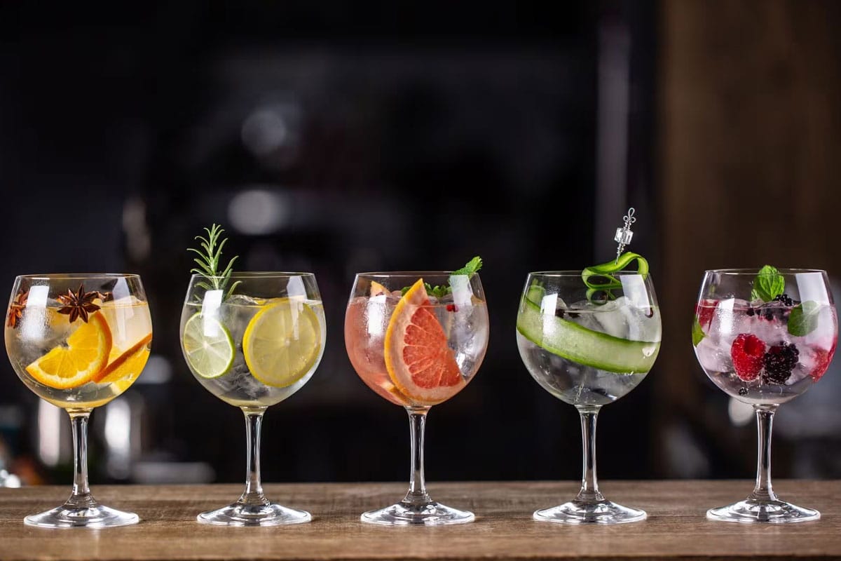 What is happening to gin sales in convenience stores?